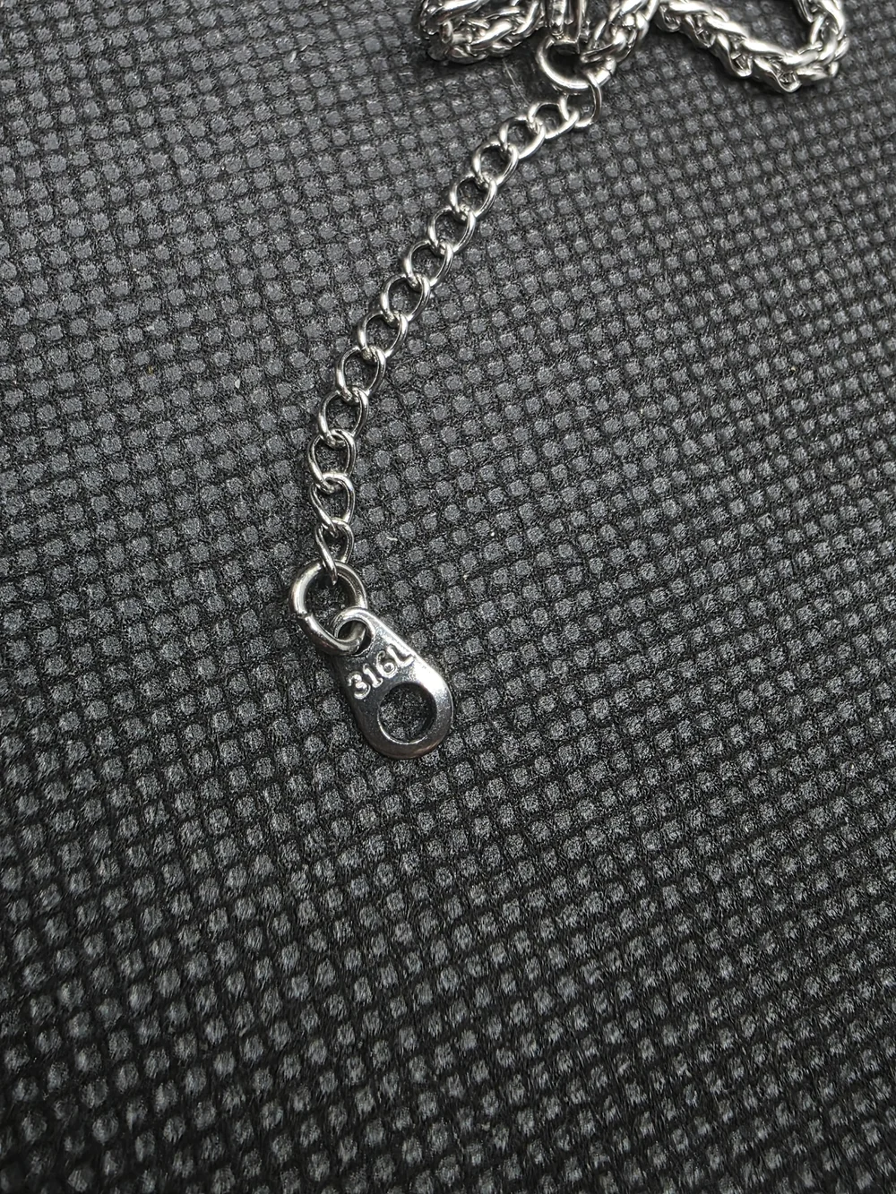 N/A bold silver